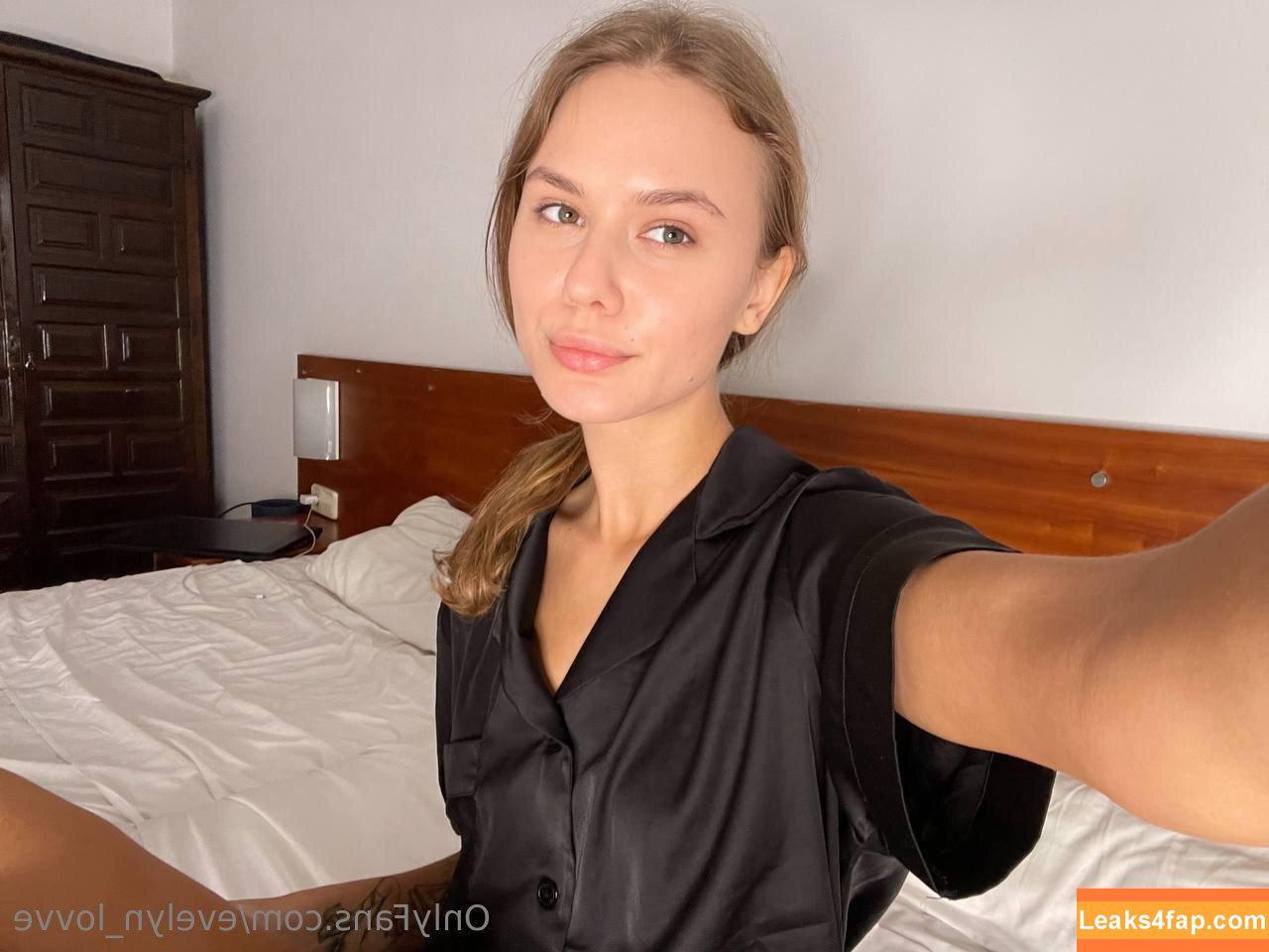 Evelyn_lovve / Frances_Fascinating / Helenvep / evelyn_love_812 leaked photo photo #0027
