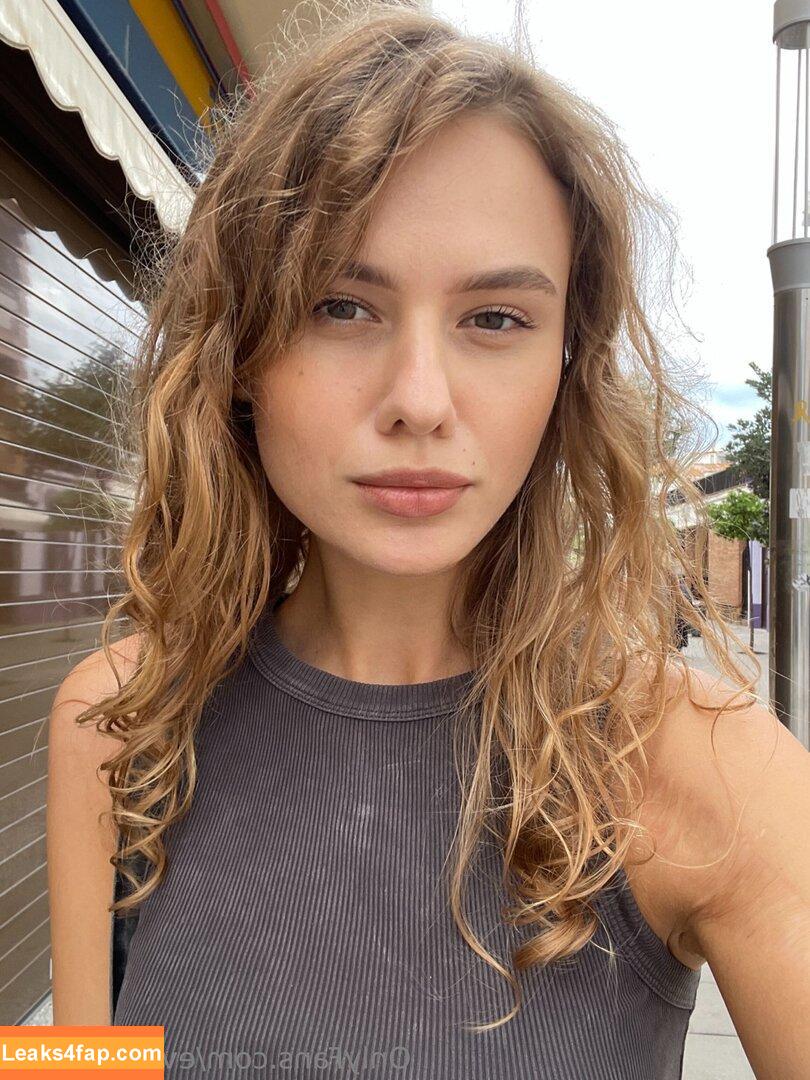 Evelyn_lovve / Frances_Fascinating / Helenvep / evelyn_love_812 leaked photo photo #0032