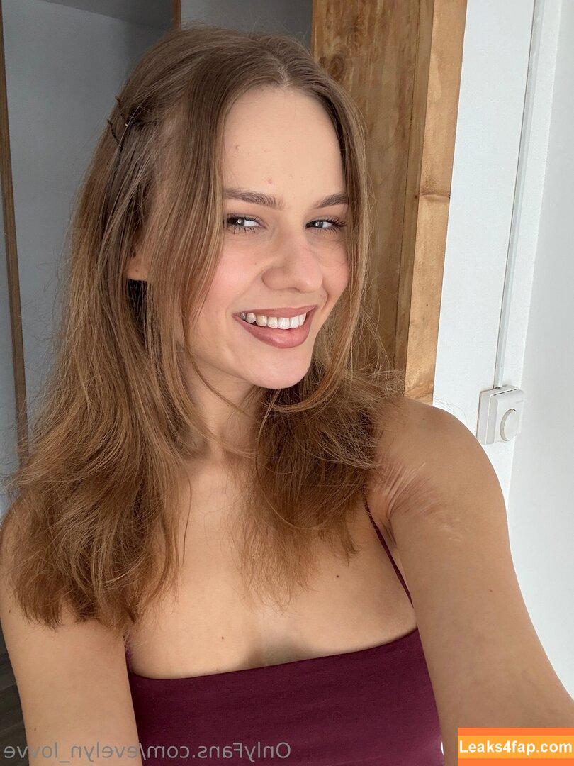 Evelyn_lovve / Frances_Fascinating / Helenvep / evelyn_love_812 leaked photo photo #0043