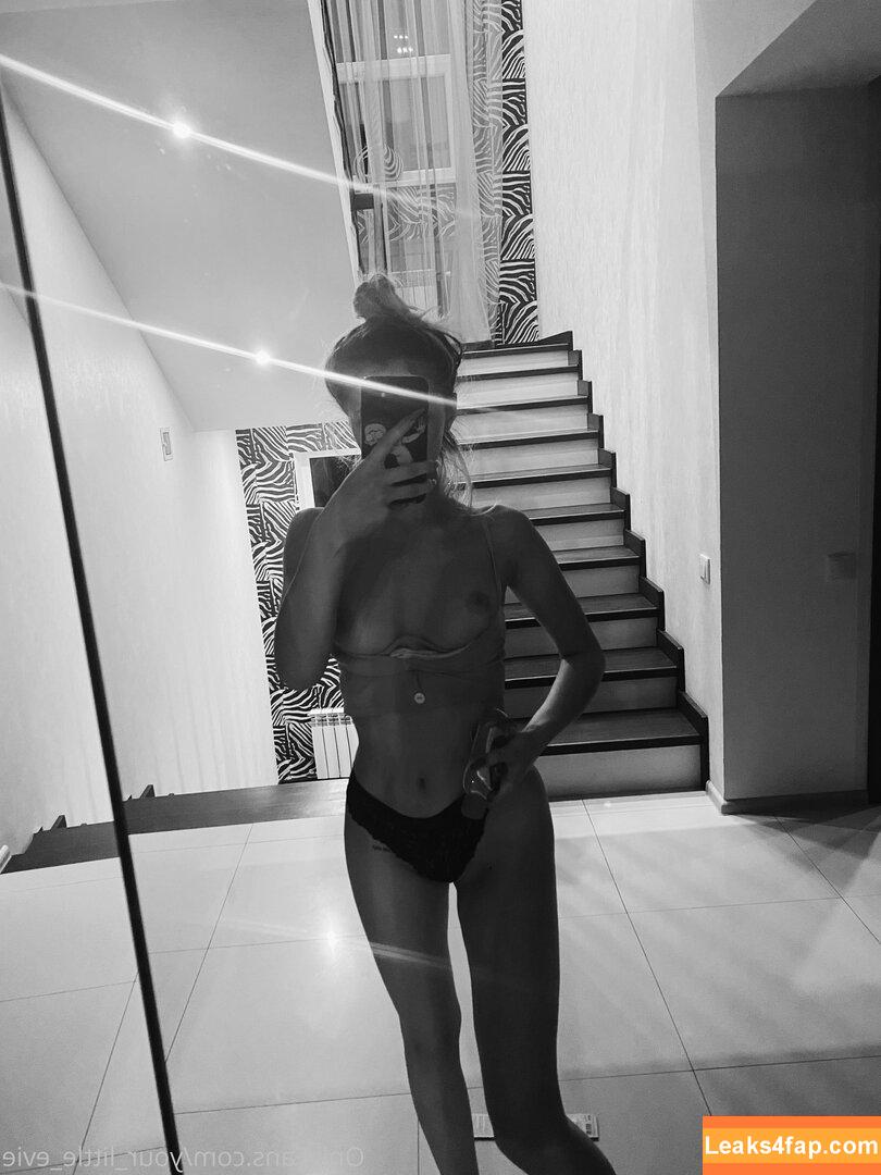 eviehasthefun /  leaked photo photo #0215