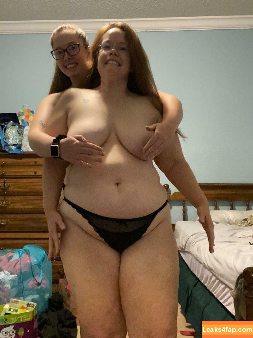 Faith And Courtney / faith3courtney / mommyndme leaked photo photo #0034
