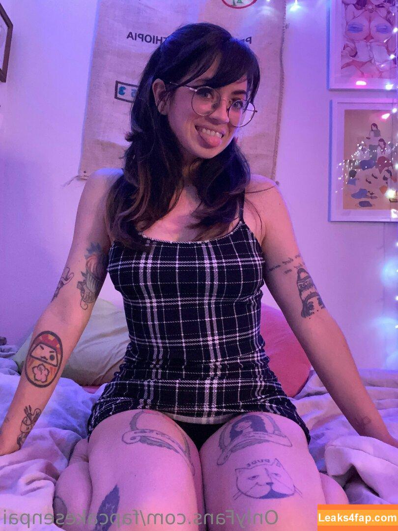 Fapcake Senpai / Chenteale Britt / fapcakesenpai / thefapcakesenpai слитое фото фото #0038