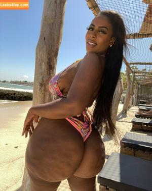 Fat Booty Bae photo #0001