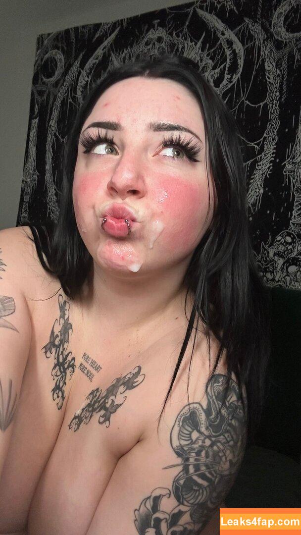 Fayp102 / emma.petch_ / rawwwb_ leaked photo photo #0048