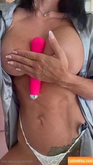 Federicapacela photo #0031