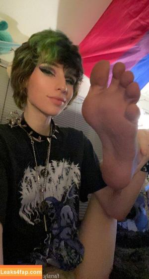 Feetiecutie фото #0039