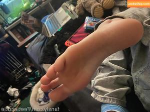 Feetiecutie фото #0047