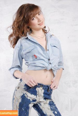 FemJoy photo #0748