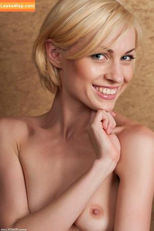 FemJoy photo #4026