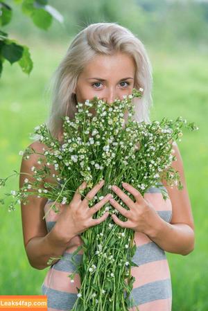 FemJoy photo #4548