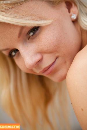 FemJoy фото #8394