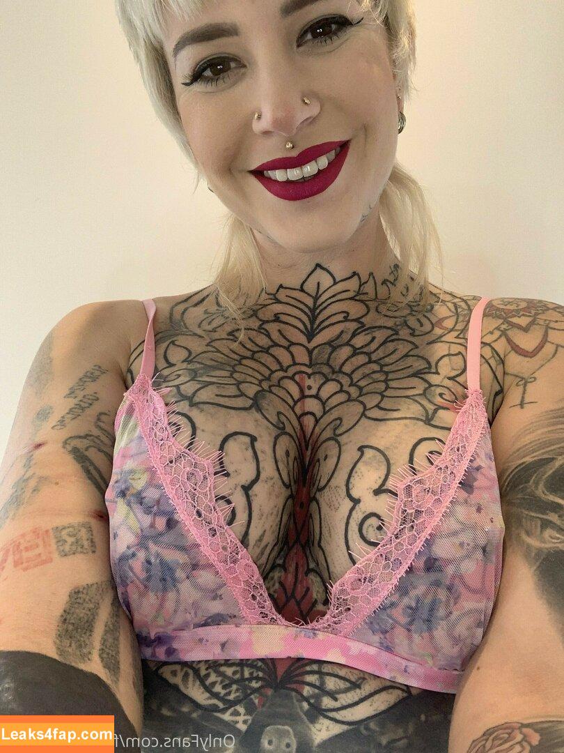 FeralWhiteTrash leaked photo photo #0002