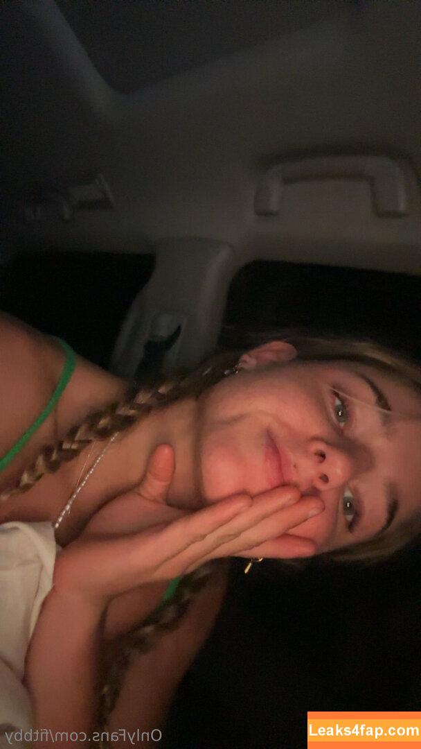 fitbby / presleyfirefly leaked photo photo #0027