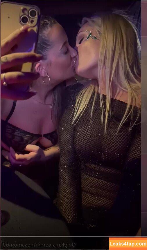 Fitnessmilf / Goodvibes21 / fit.milf.freak / fit_moms_of_ig leaked photo photo #0150