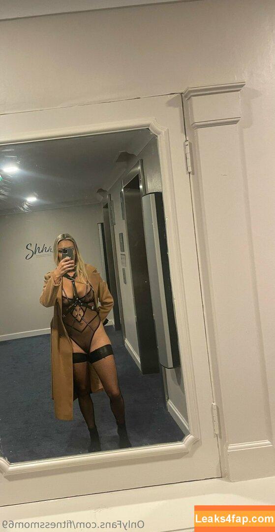 Fitnessmilf / Goodvibes21 / fit.milf.freak / fit_moms_of_ig leaked photo photo #0153