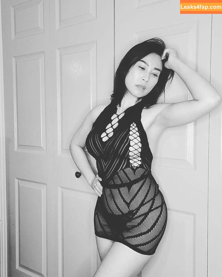 flag_iris / _flag_iris_91 / irisadamsone / nikkiflag2 leaked photo photo #0006