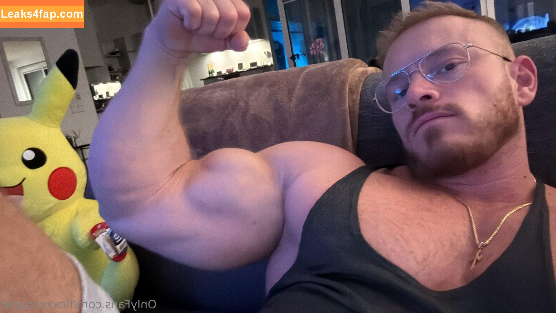 flexxxcouple /  leaked photo photo #0023