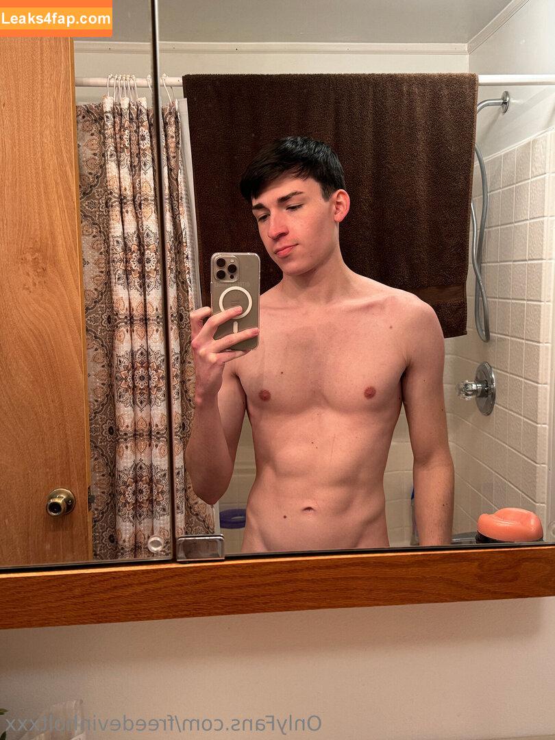 freedevinholtxxx /  leaked photo photo #0010