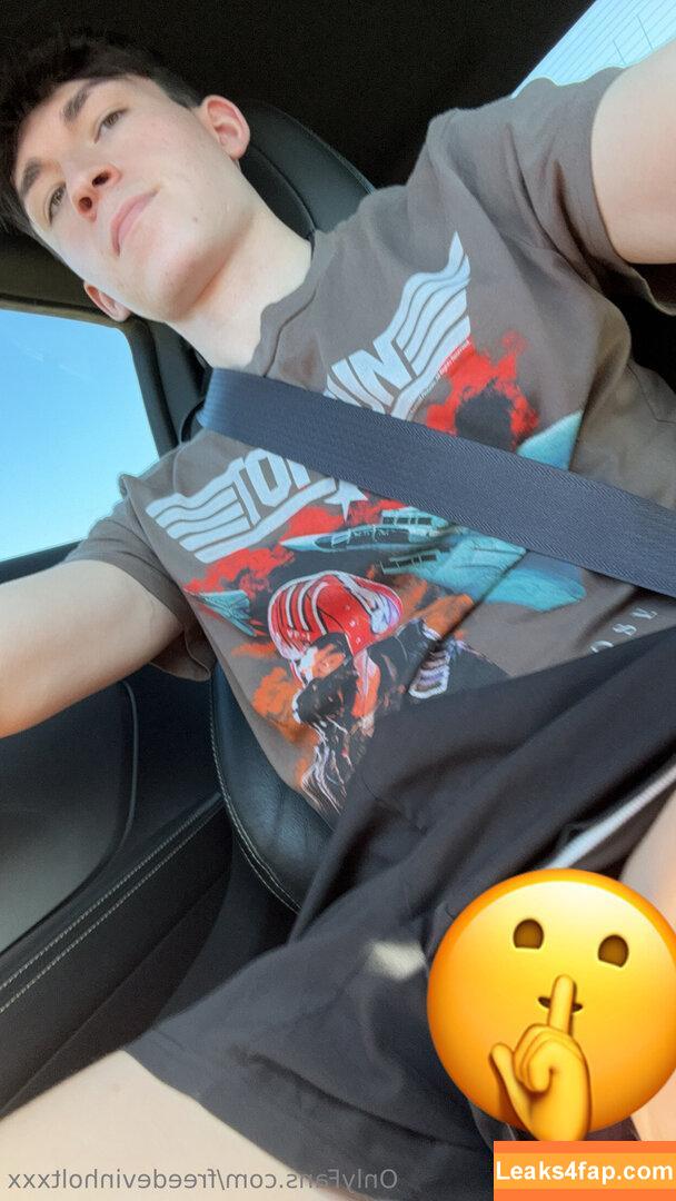 freedevinholtxxx /  leaked photo photo #0018