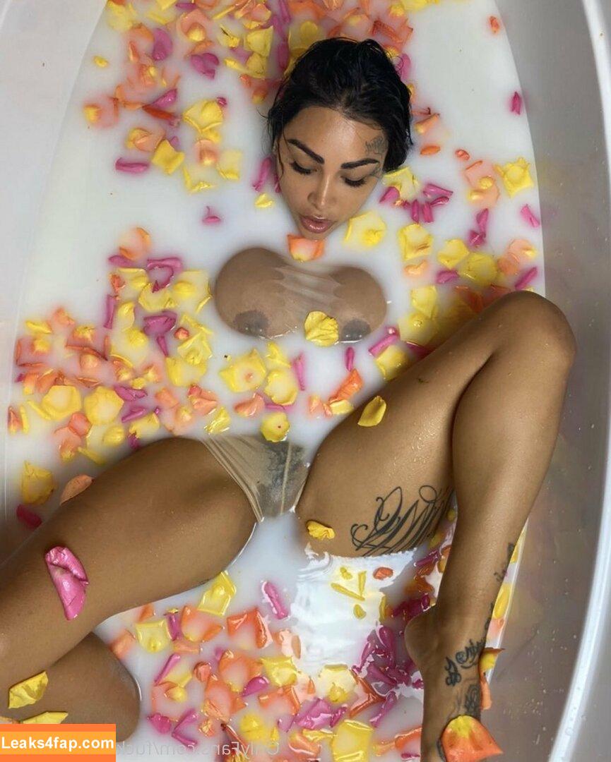 fuck.me.brittanya /  leaked photo photo #0021