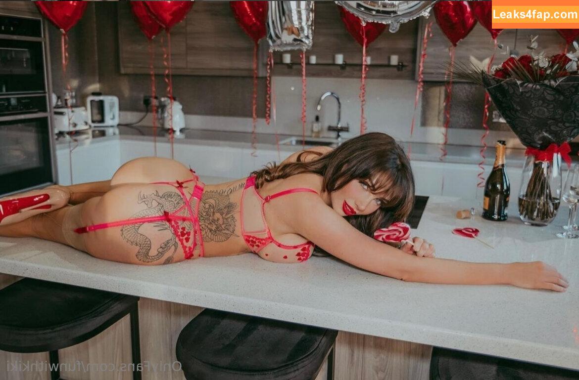Funwithkiki leaked photo photo #0048