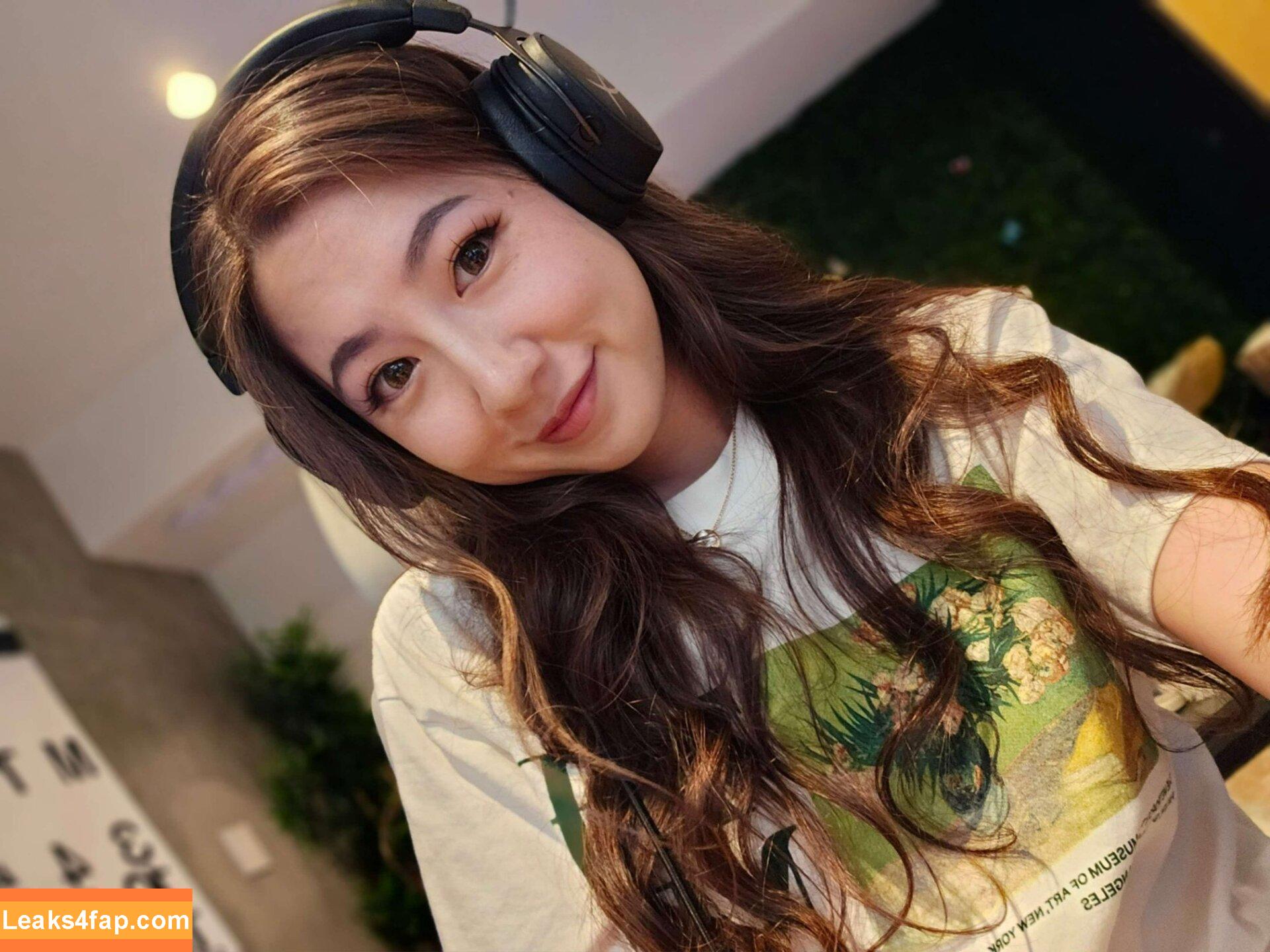 Fuslie / Leslie leaked photo photo #0264