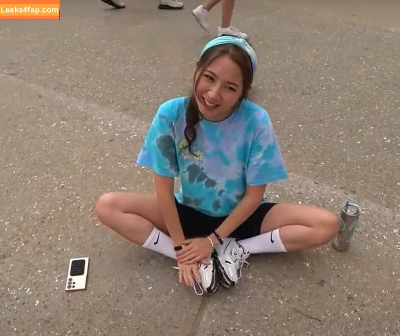 Fuslie / Leslie leaked photo photo #0288