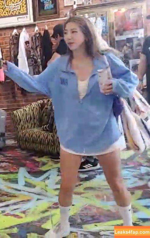 Fuslie / Leslie leaked photo photo #0357