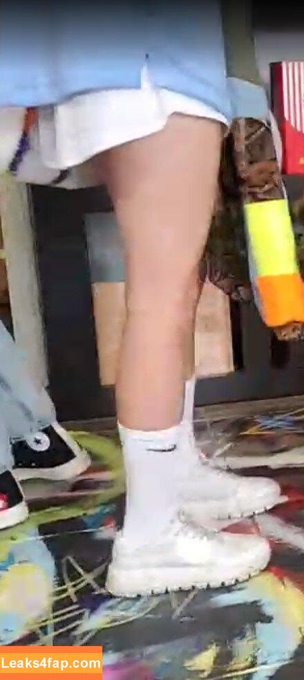 Fuslie / Leslie leaked photo photo #0359