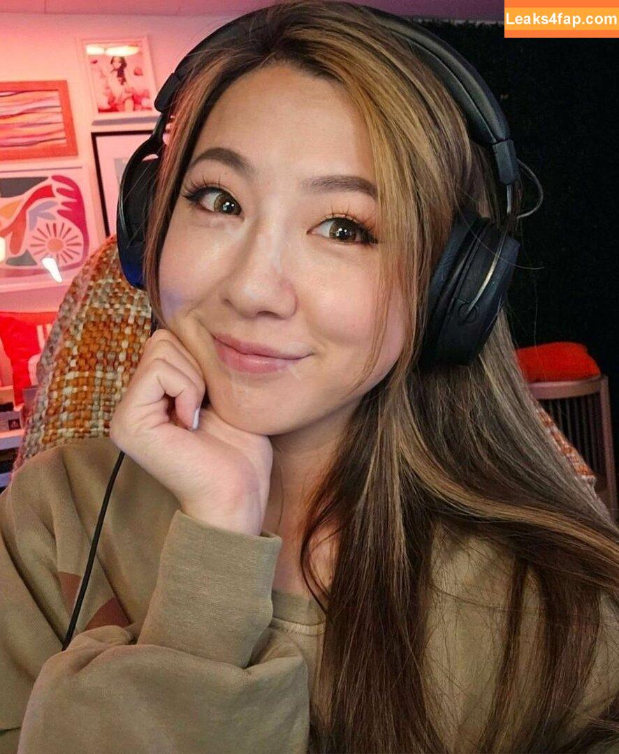 Fuslie / Leslie leaked photo photo #0367