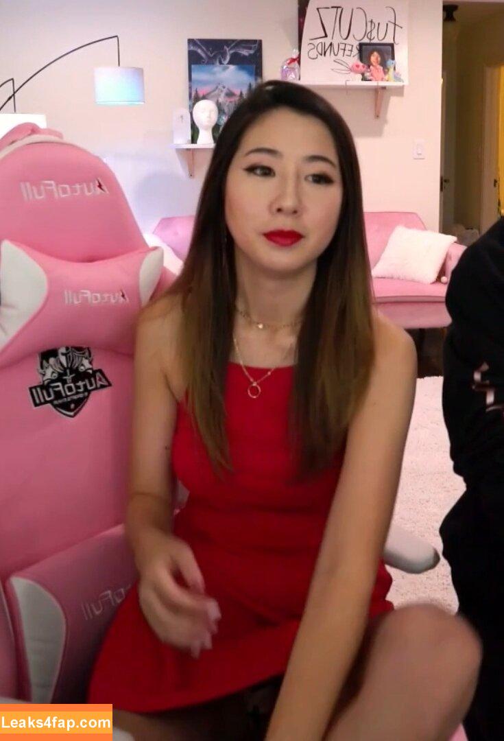 Fuslie / Leslie leaked photo photo #0487