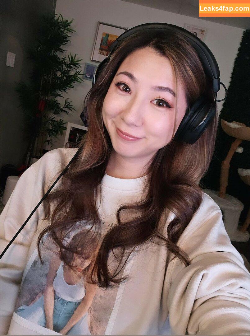 Fuslie / Leslie leaked photo photo #0525