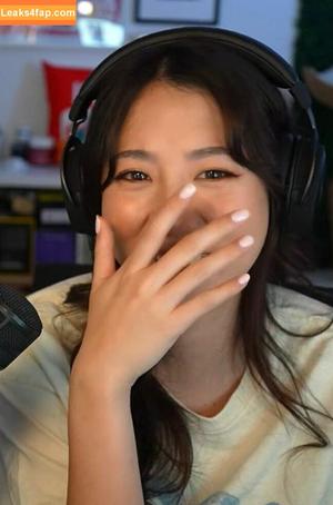 Fuslie фото #0638