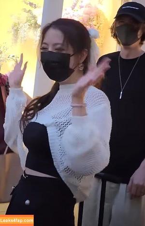 Fuslie фото #0665