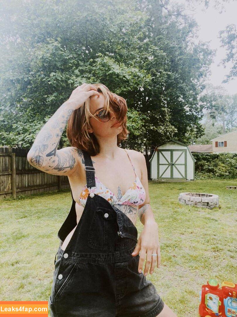 Garlyn DaSilva / gigid5222 / irishtwinmomlife leaked photo photo #0006