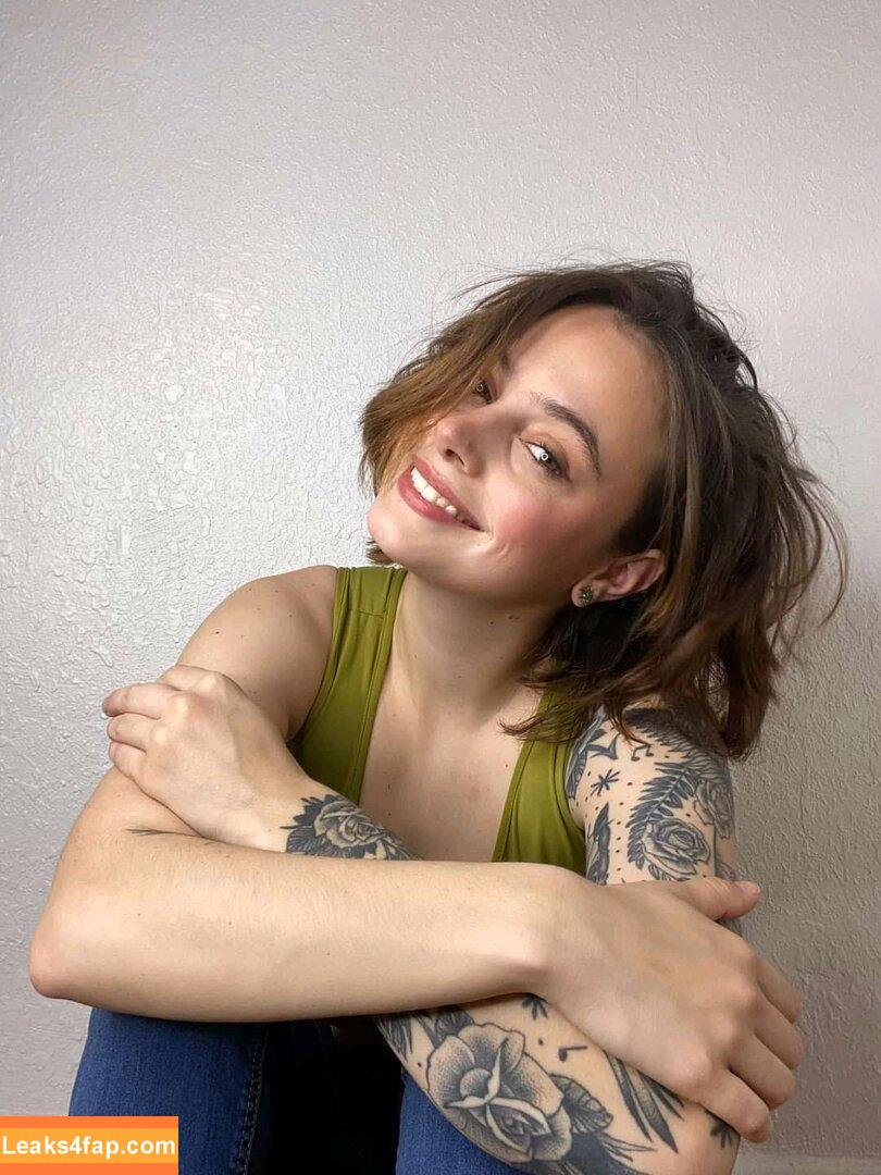 Garlyn DaSilva / gigid5222 / irishtwinmomlife leaked photo photo #0031