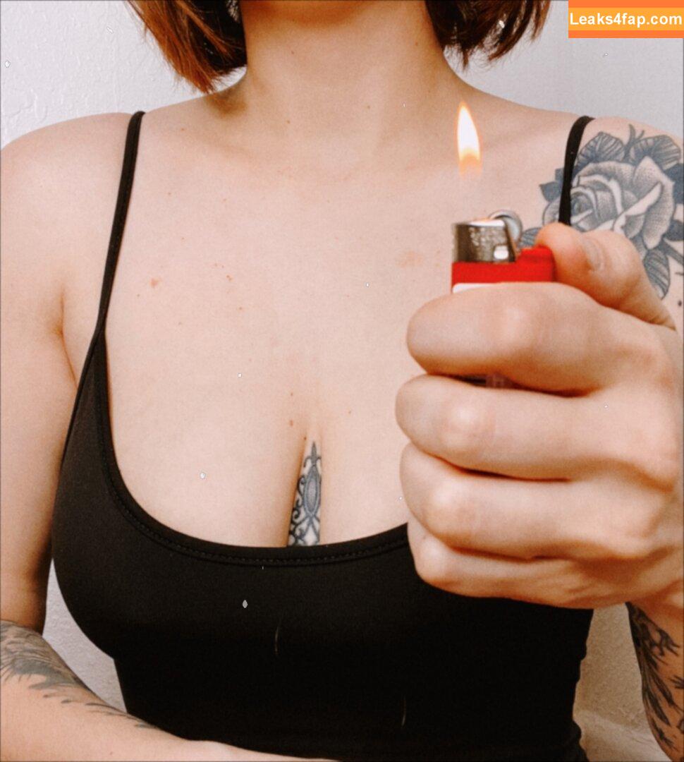 Garlyn DaSilva / gigid5222 / irishtwinmomlife leaked photo photo #0043