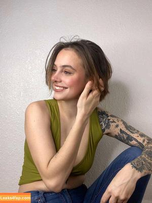 Garlyn DaSilva photo #0027