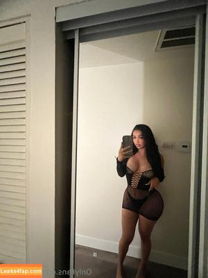 gazzygurl photo #0018