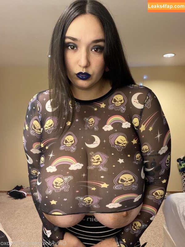 gelluhxoxo / gelllxo_xo leaked photo photo #0029