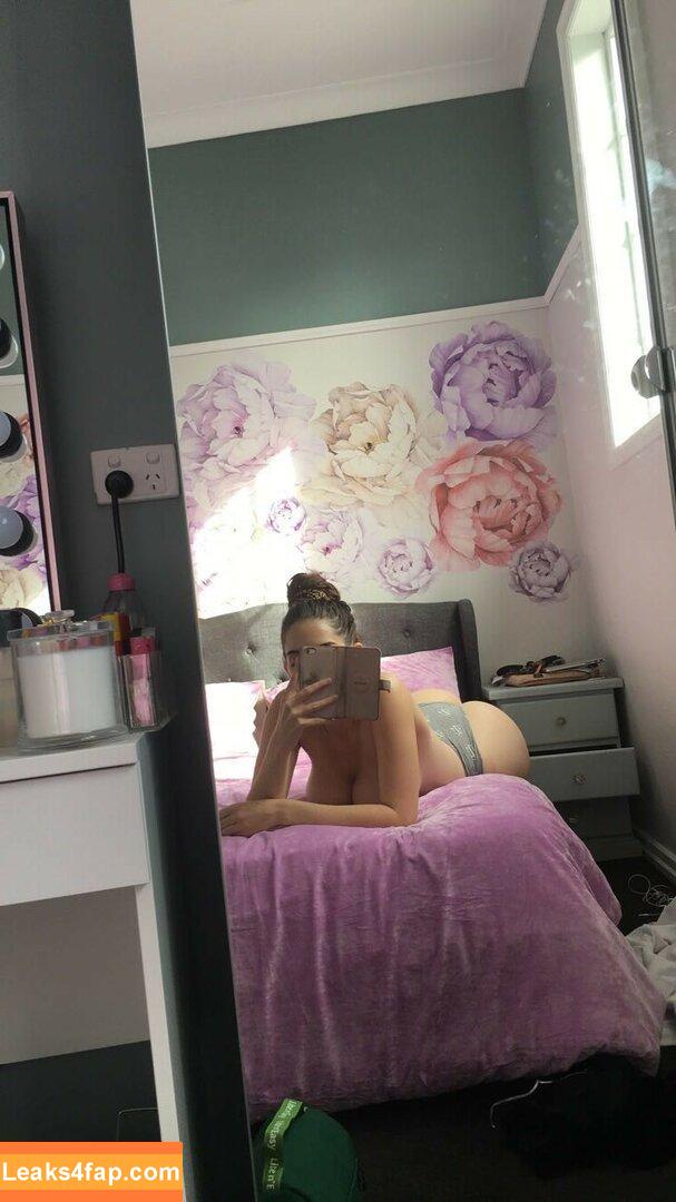Georgia Carter / Lewis and Georgia / georgia_c / georgiacarter33 / georgiacarterofficial leaked photo photo #0020