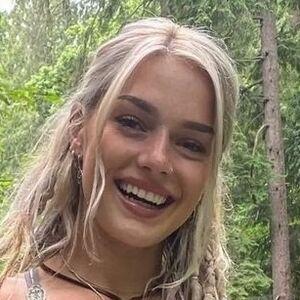 Georgia Ellenwood photo #0020