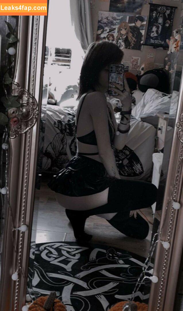 gh0st._.pixie / Bat Brookes / Løu Förest / Msgh0stpixie / abrattypixie / babypumpkin / msghostie_ / xopixiekittyxo leaked photo photo #0017