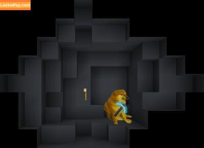 giadierking /  leaked photo photo #0012