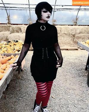 Girls Play фото #0183