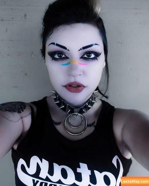 Girls Play фото #0191