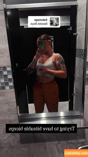 Girls Play photo #0249