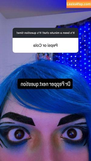 Girls Play photo #0255