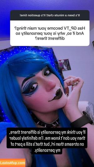 Girls Play photo #0256