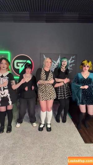 Girls Play фото #0289